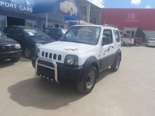 suzuki jimny handgeschakeld benzine