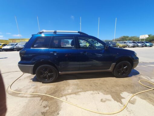 mitsubishi outlander benzine handgeschakeld airco